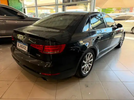 AUDI-A4-2018