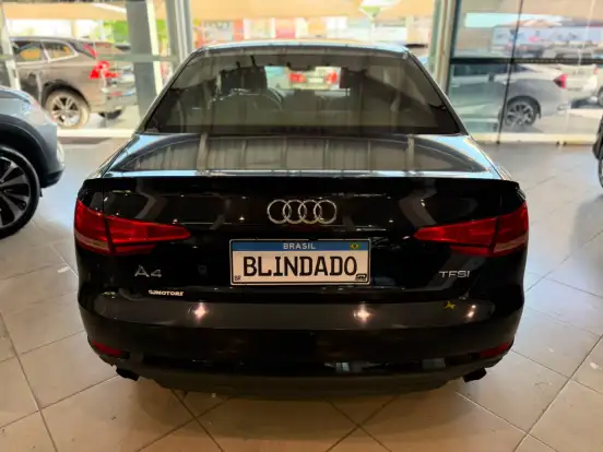 AUDI-A4-2018