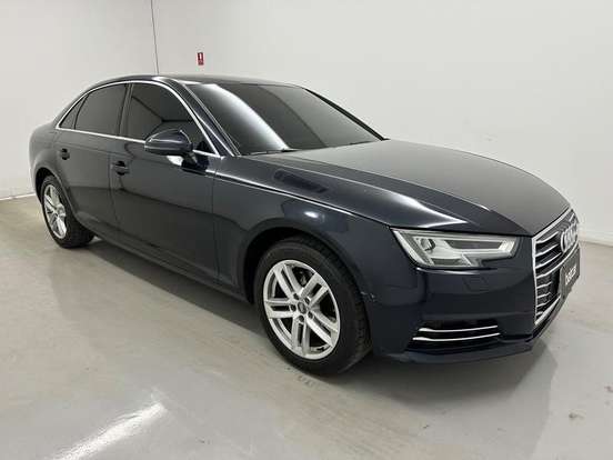 AUDI-A4-2015