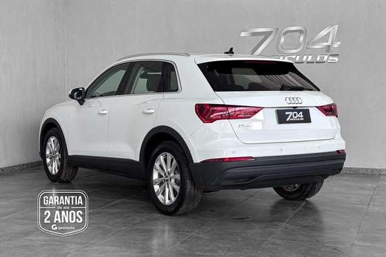 AUDI-Q3-2020
