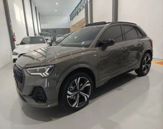 AUDI-Q3-2024