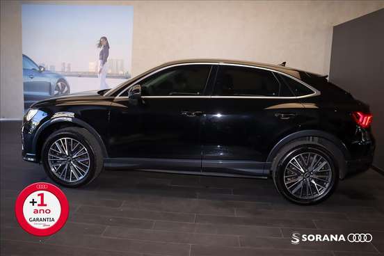 AUDI-Q3-2023