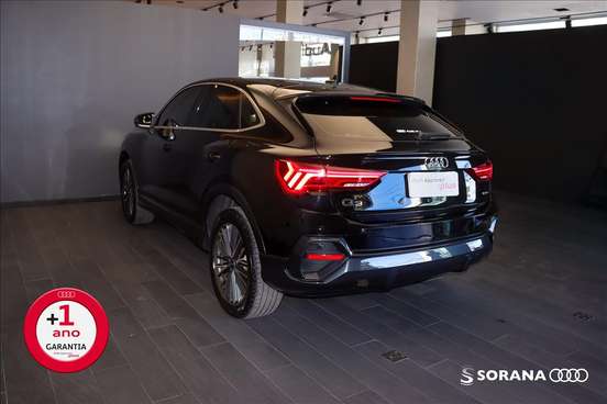 AUDI-Q3-2023