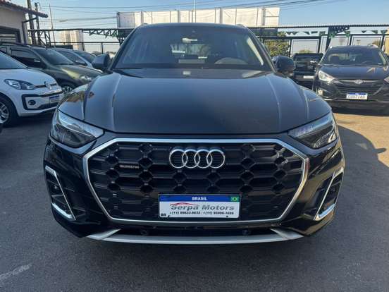 AUDI-Q5-2024