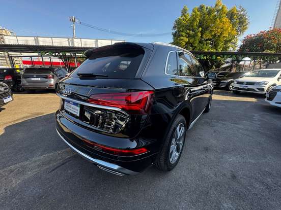 AUDI-Q5-2.0 45 TFSI GASOLINA S-LINE QUATTRO S TRONIC AUDI-Q5-2024