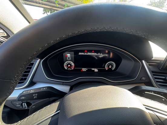 AUDI-Q5-2024