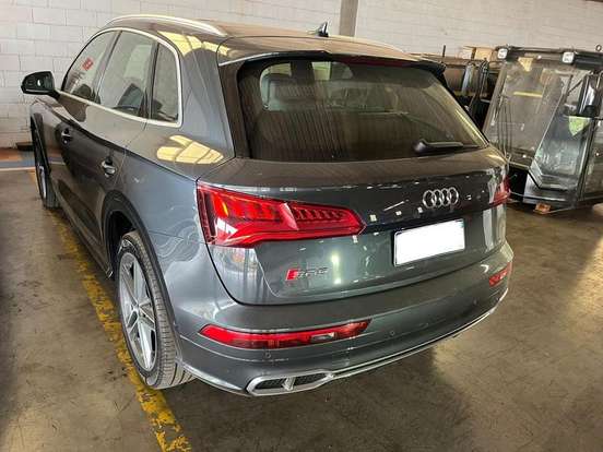 AUDI-Q7-2018