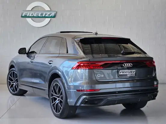 AUDI-Q8-3.0 TFSI GASOLINA PERFORMANCE BLACK QUATTRO TIPTRONIC AUDI-Q8-2021