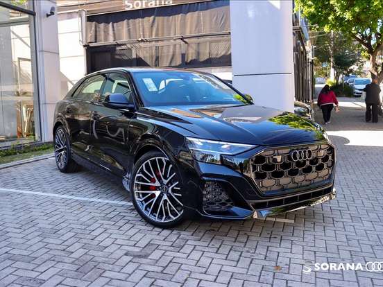 AUDI-Q8-3.0 TFSI GASOLINA PERFORMANCE BLACK QUATTRO TIPTRONIC AUDI-Q8-2025