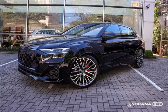 AUDI-Q8-2025