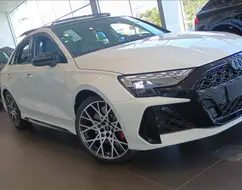 AUDI RS3 2.5 TFSI GASOLINA SEDAN QUATTRO S-TRONIC AUDI RS3 2.5 TFSI GASOLINA SEDAN QUATTRO S-TRONIC
