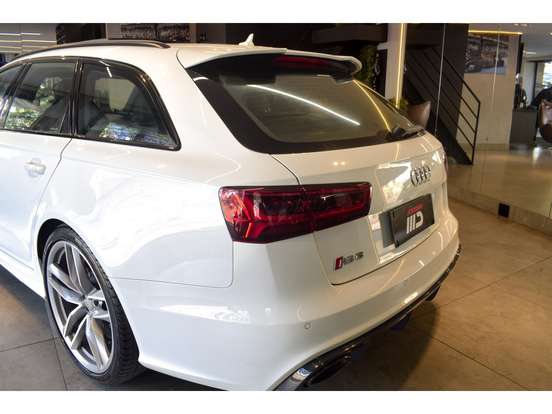 AUDI-RS6-4.0 AVANT V8 32V BI-TURBO GASOLINA 4P TIPTRONIC AUDI-RS6-2015