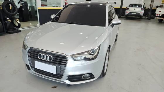AUDI A1 1.4 TFSI ATTRACTION 16V 122CV GASOLINA 2P AUTOMÁTICO