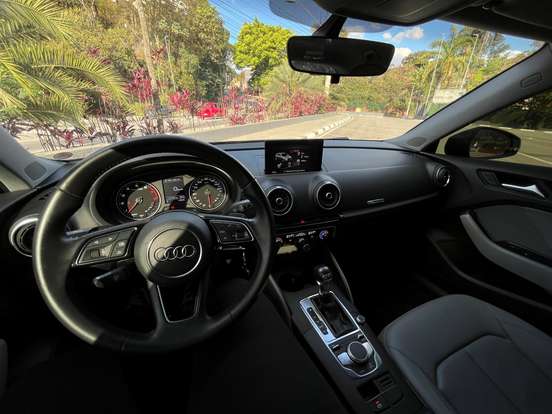 AUDI-A3-2019