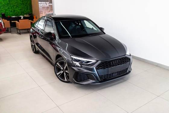 AUDI A3 2.0 40 TFSI MHEV SEDAN PERFORMANCE BLACK S-TRONIC