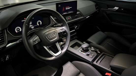 AUDI-Q5-2.0 45 TFSI GASOLINA S LINE BLACK QUATTRO S TRONIC AUDI-Q5-2023