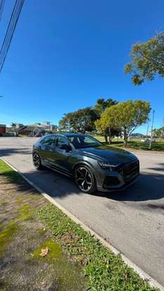 AUDI-RS Q8-2020