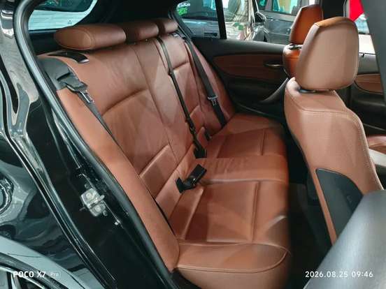 BMW-130i-2010