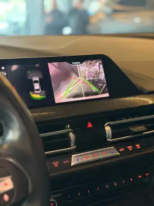 BMW-218i-2020