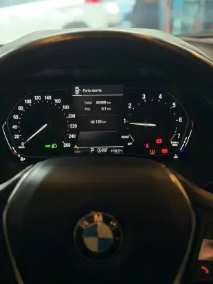BMW-218i-2020