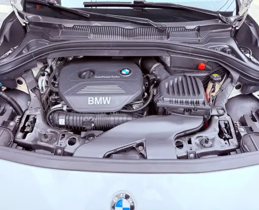 BMW-220i-2016