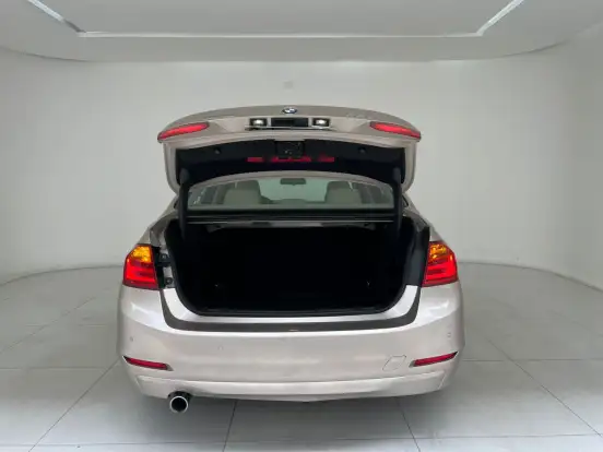 BMW-320i-2.0 16V TURBO ACTIVE FLEX 4P AUTOMÁTICO BMW-320i-2013