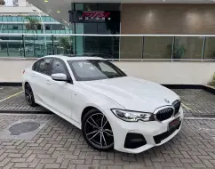 BMW 320i 2.0 16V TURBO FLEX M SPORT AUTOMÁTICO BMW 320i 2.0 16V TURBO FLEX M SPORT AUTOMÁTICO
