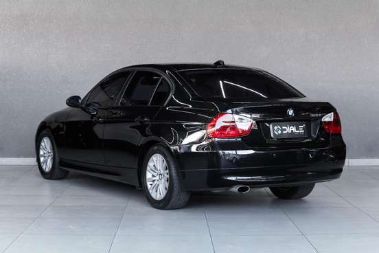 BMW-320i-2.0 16V GASOLINA 4P AUTOMÁTICO BMW-320i-2007