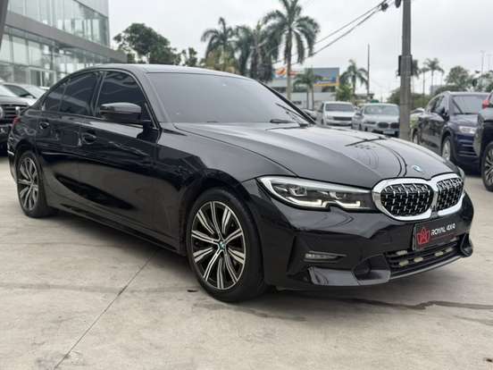 BMW-320i-2020