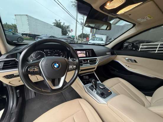 BMW-320i-2.0 16V TURBO GASOLINA GP AUTOMÁTICO BMW-320i-2020