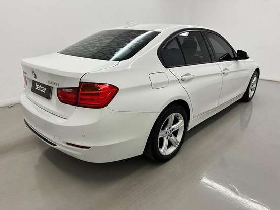 BMW-320i-2.0 GP 16V TURBO ACTIVE FLEX 4P AUTOMÁTICO BMW-320i-2015