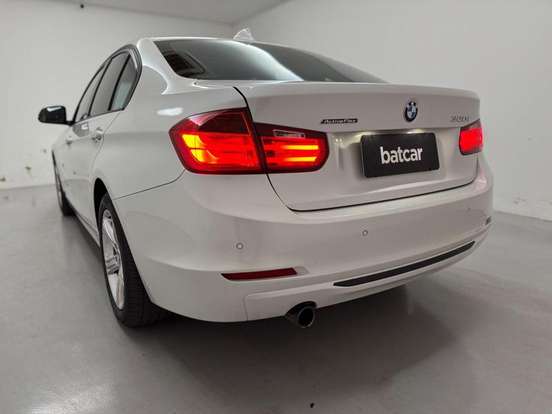 BMW-320i-2.0 SPORT GP 16V TURBO ACTIVE FLEX 4P AUTOMÁTICO BMW-320i-2015