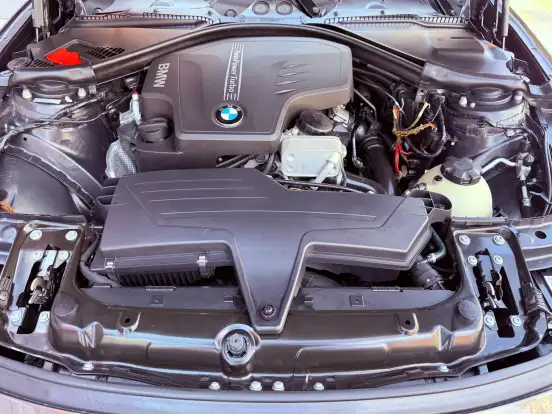 BMW-328i-2.0 SPORT GP 16V GASOLINA 4P AUTOMÁTICO BMW-328i-2013