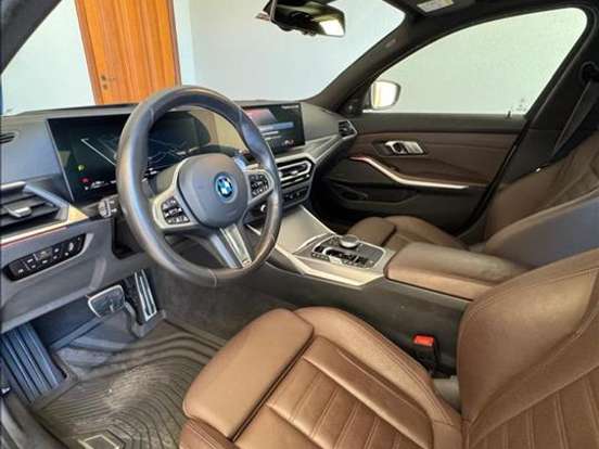 BMW-330e-2.0 16V TURBO HÍBRIDO M SPORT AUTOMÁTICO BMW-330e-2024