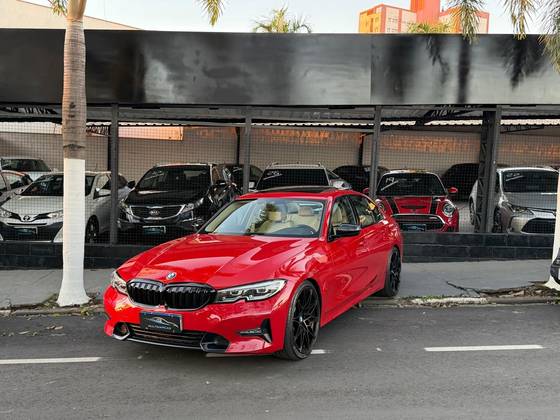 BMW 330i 2.0 16V TURBO GASOLINA M SPORT AUTOMÁTICO