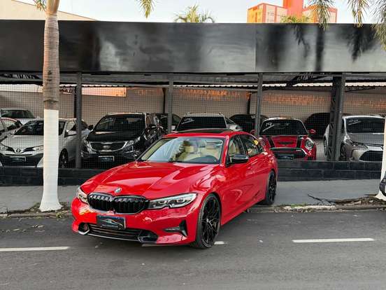 BMW-330i-2019