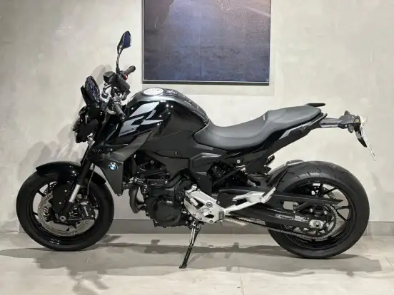 BMW-F 900 R SPORT-2024