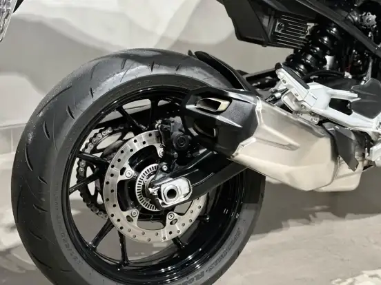BMW-F 900 R SPORT BMW-F 900 R SPORT-2024