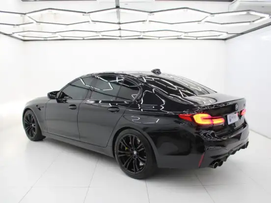 BMW-M5-4.4 V8 TWIN POWER M XDRIVE STEPTRONIC BMW-M5-2019
