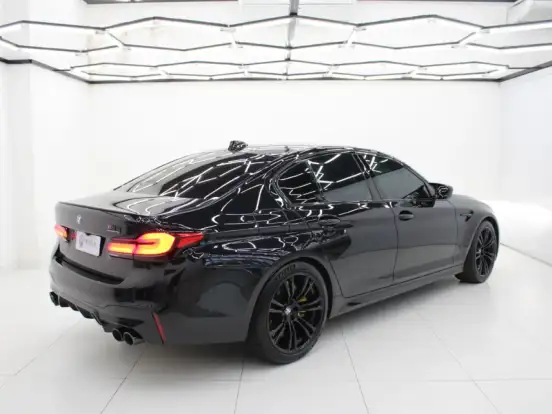 BMW-M5-4.4 V8 TWIN POWER M XDRIVE STEPTRONIC BMW-M5-2019