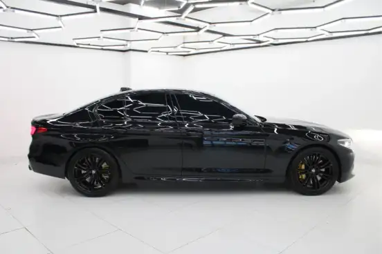 BMW-M5-4.4 V8 TWIN POWER M XDRIVE STEPTRONIC BMW-M5-2019