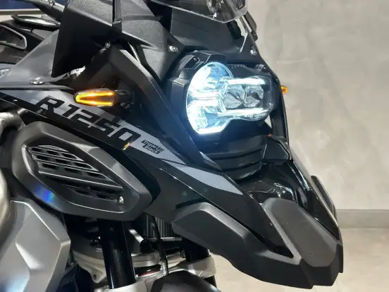 BMW-R 1250 GS ADVENTURE TRIPLE BLACK BMW-R 1250 GS ADVENTURE TRIPLE BLACK-2023