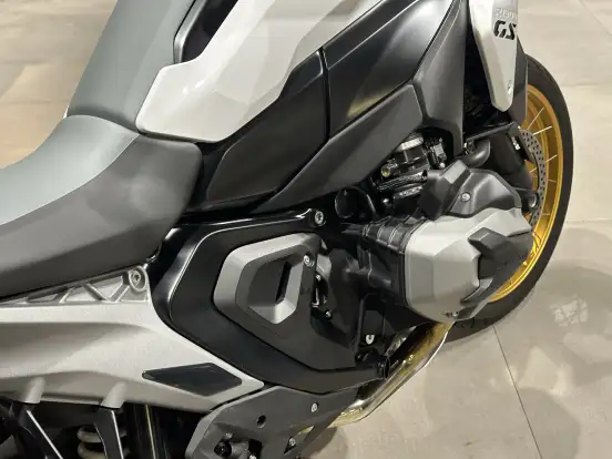 BMW-R 1300 GS PLUS-2024