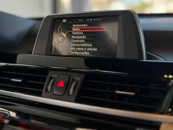 BMW-X1-2.0 16V TURBO ACTIVEFLEX SDRIVE20I 4P AUTOMÁTICO BMW-X1-2016
