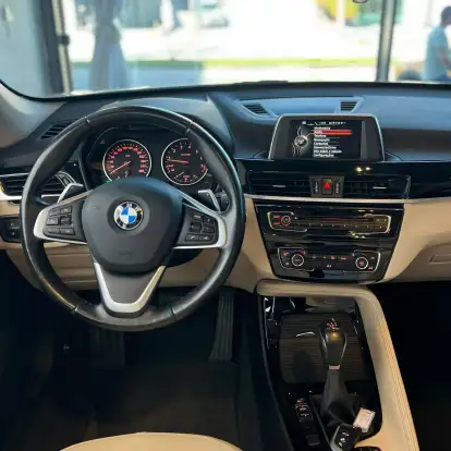 BMW-X1-2016
