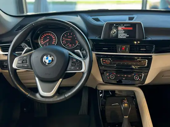 BMW-X1-2.0 16V TURBO ACTIVEFLEX SDRIVE20I 4P AUTOMÁTICO BMW-X1-2016