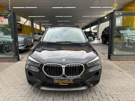 BMW-X1-2021