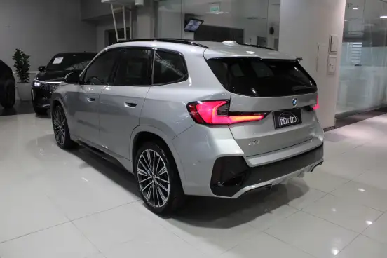 BMW-X1-2025