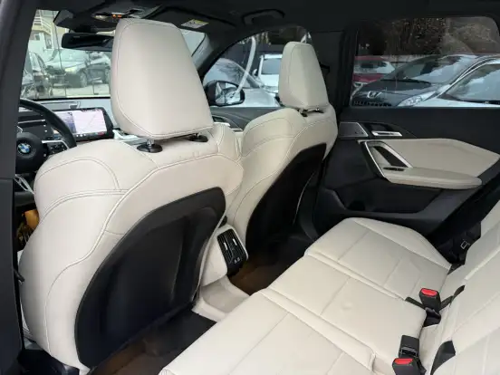 BMW-X1-2024