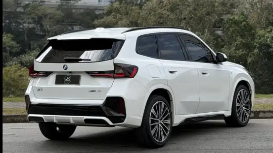 BMW-X1-2023